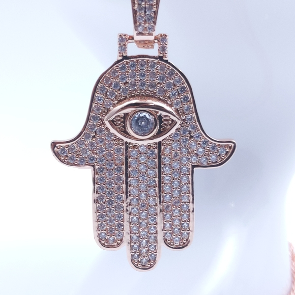 Rose Gold Hand of Hamza + 20" Rope Chain - Picture 7 of 7
